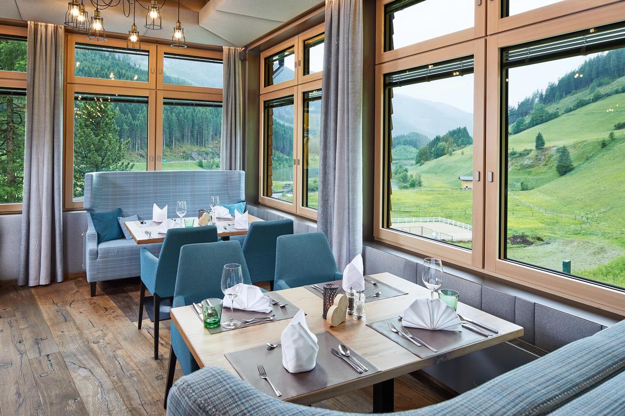 Almhof Family Und Wellness Resort 겔로스 외부 사진