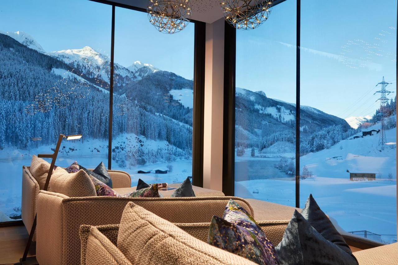Almhof Family Und Wellness Resort 겔로스 외부 사진